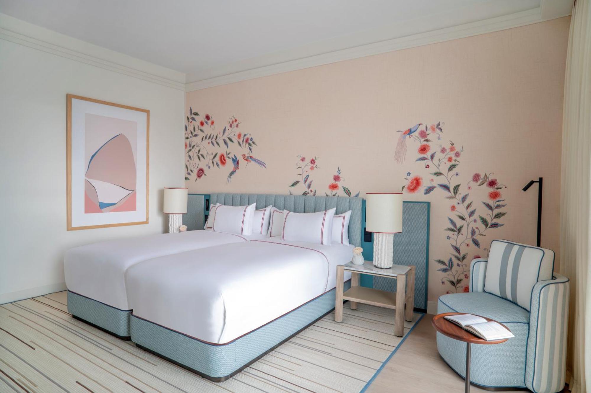 Don Carlos Hotel